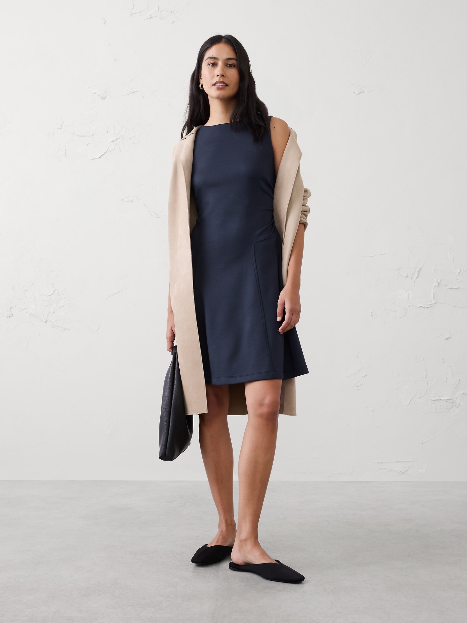 Image number 3 showing, Weekender Shirred-Waist Knee-Length Dress