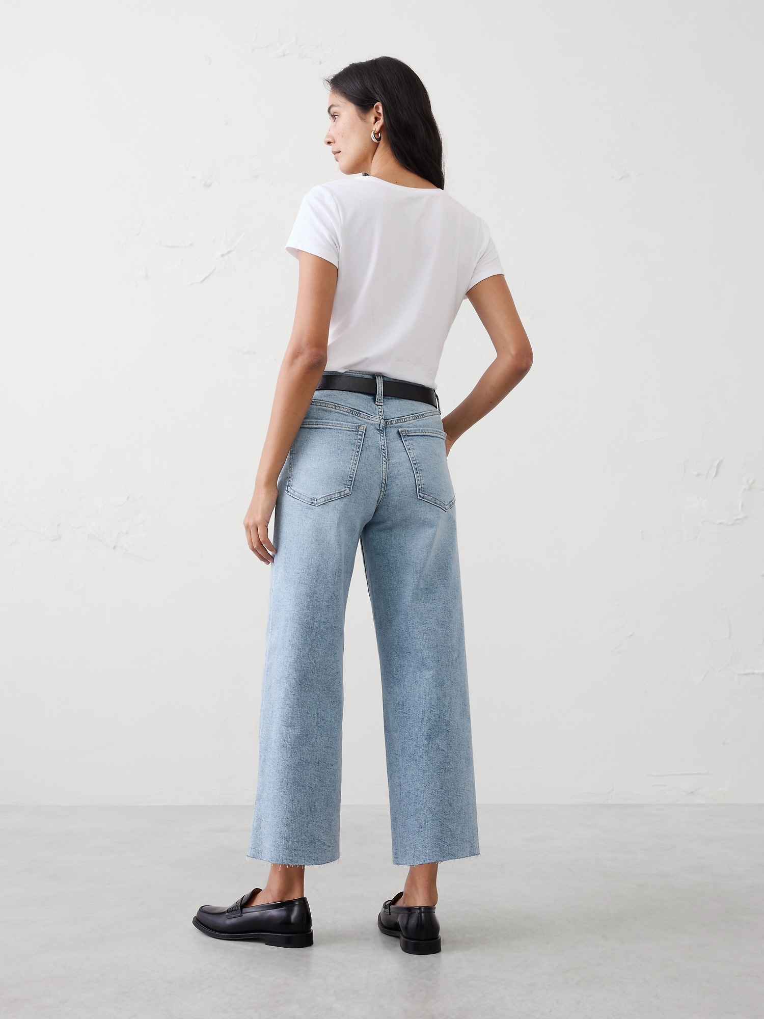 Image number 2 showing, High-Rise Wide-Leg Cropped Jean