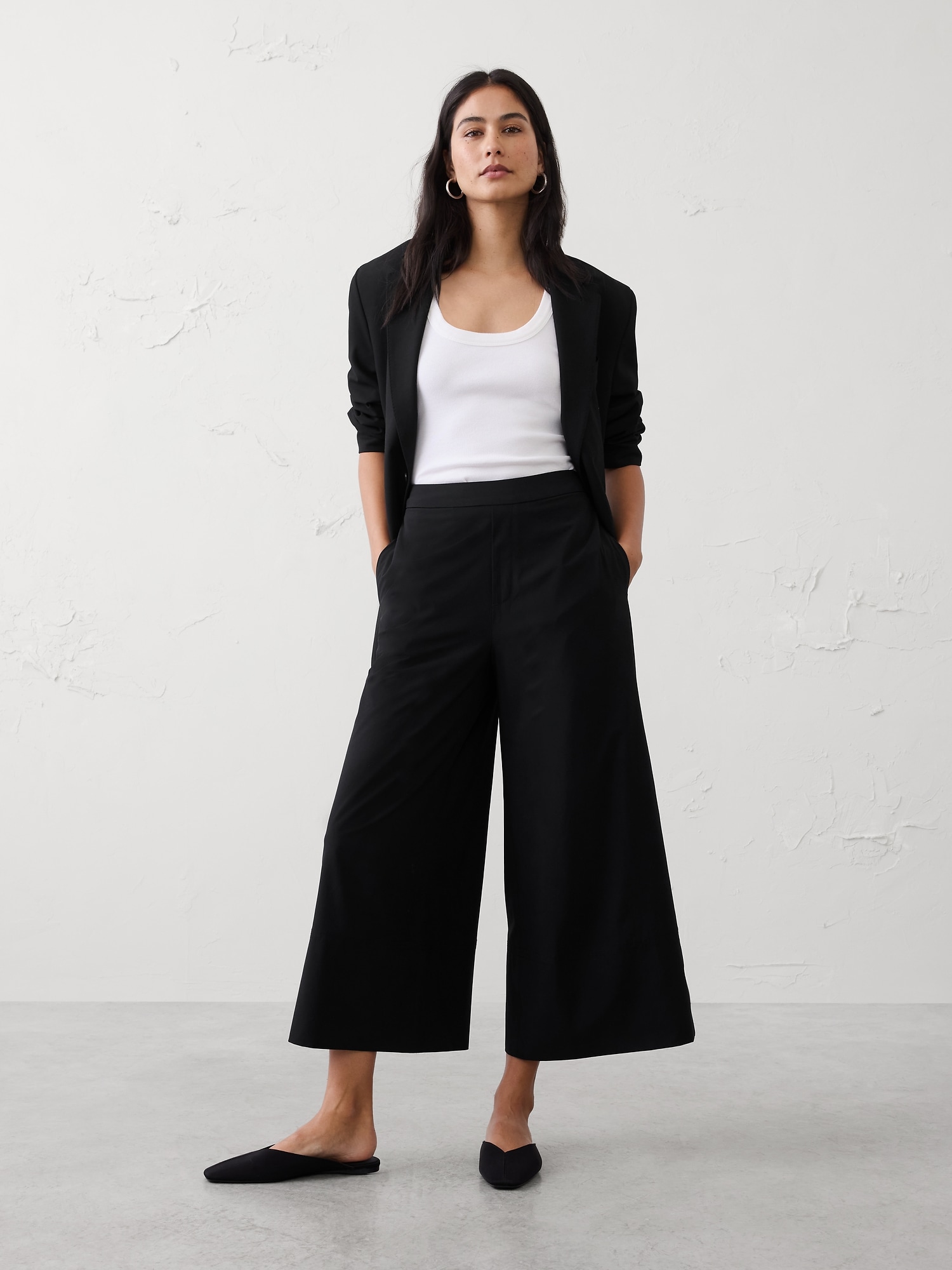 High-Rise Wide-Leg Airstretch Pull-On Cropped Pant