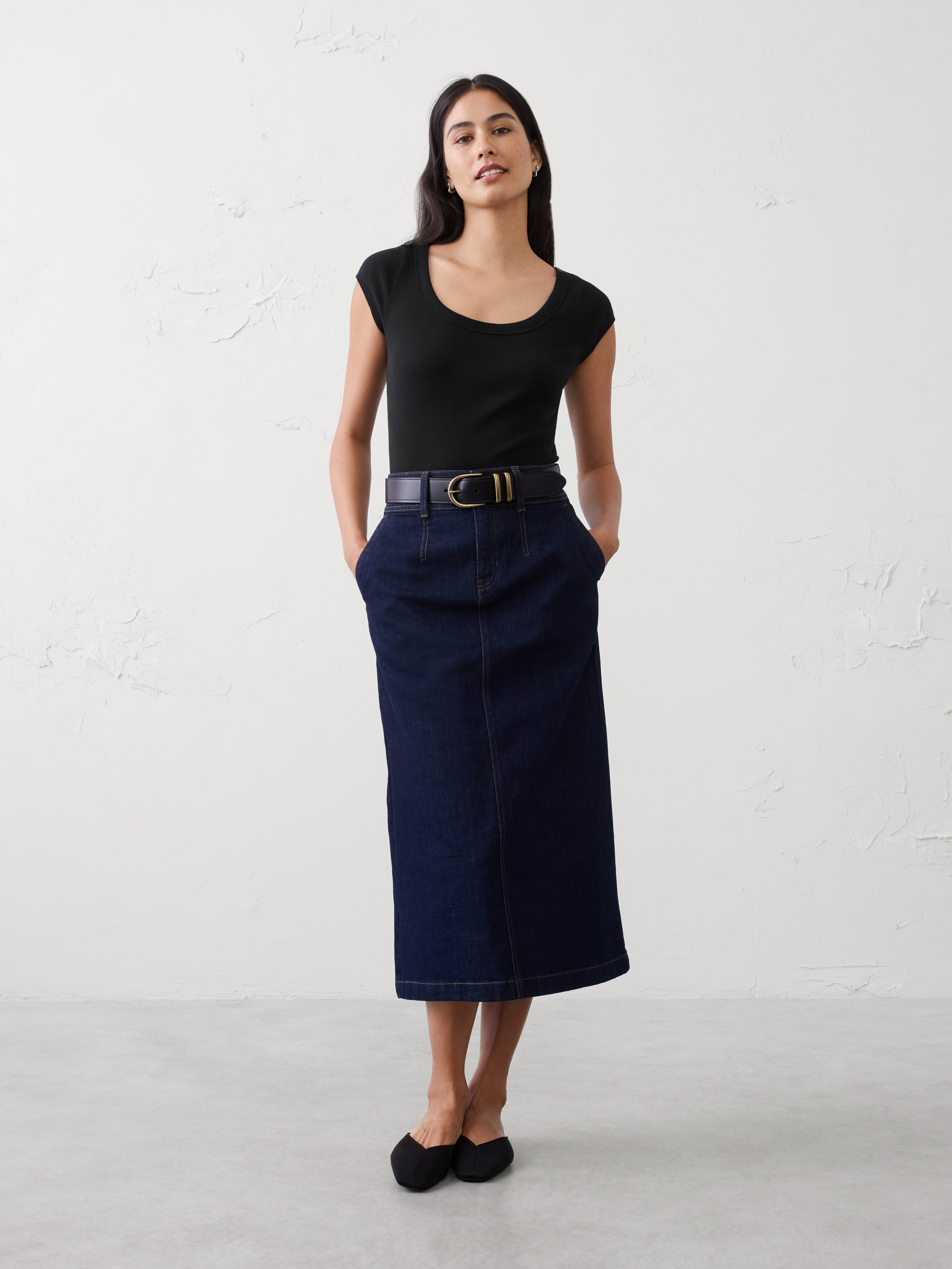 Ribbed Scoop-Neck T-Shirt
