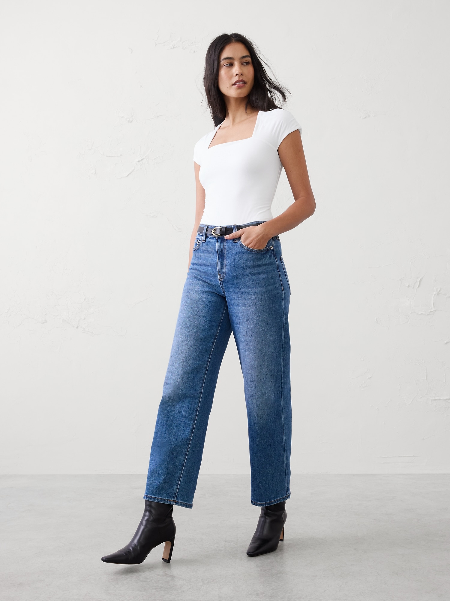 New Soft Stretch Square-Neck Bodysuit