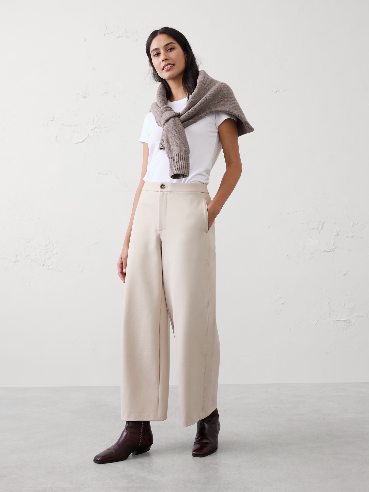 High-Rise Wide-Leg Ponte Crop Pant