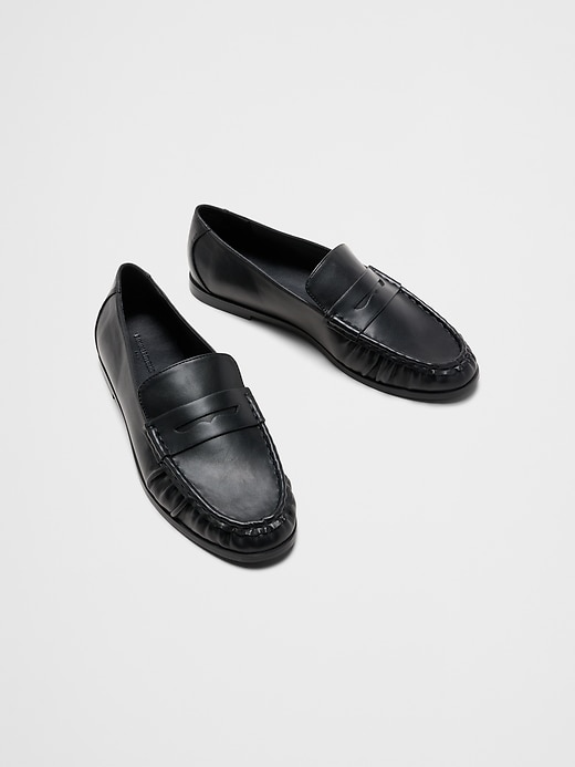 Vegan Leather Gathered Loafer | Banana Republic Factory