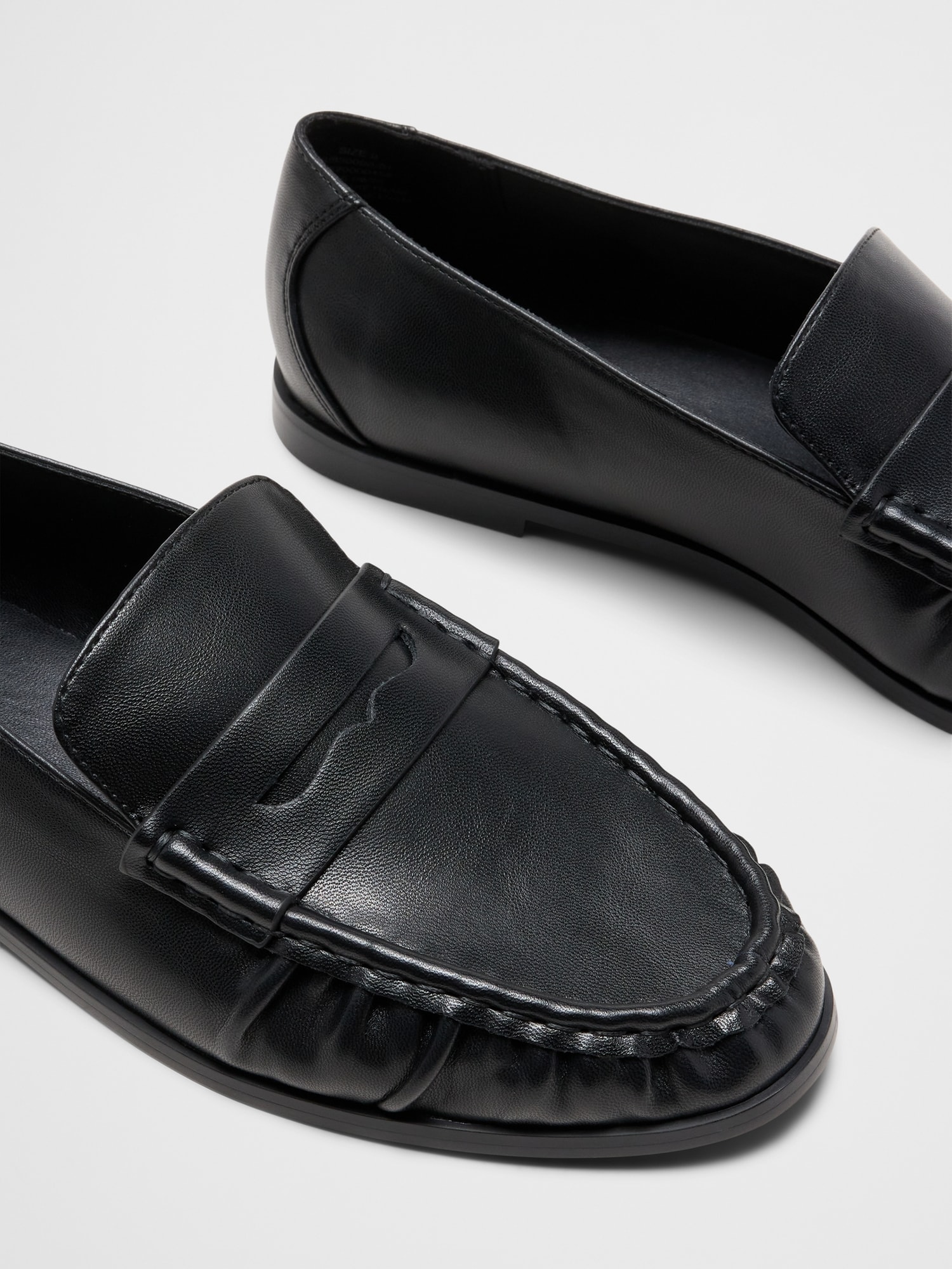 Image number 5 showing, Vegan Leather Gathered Loafer