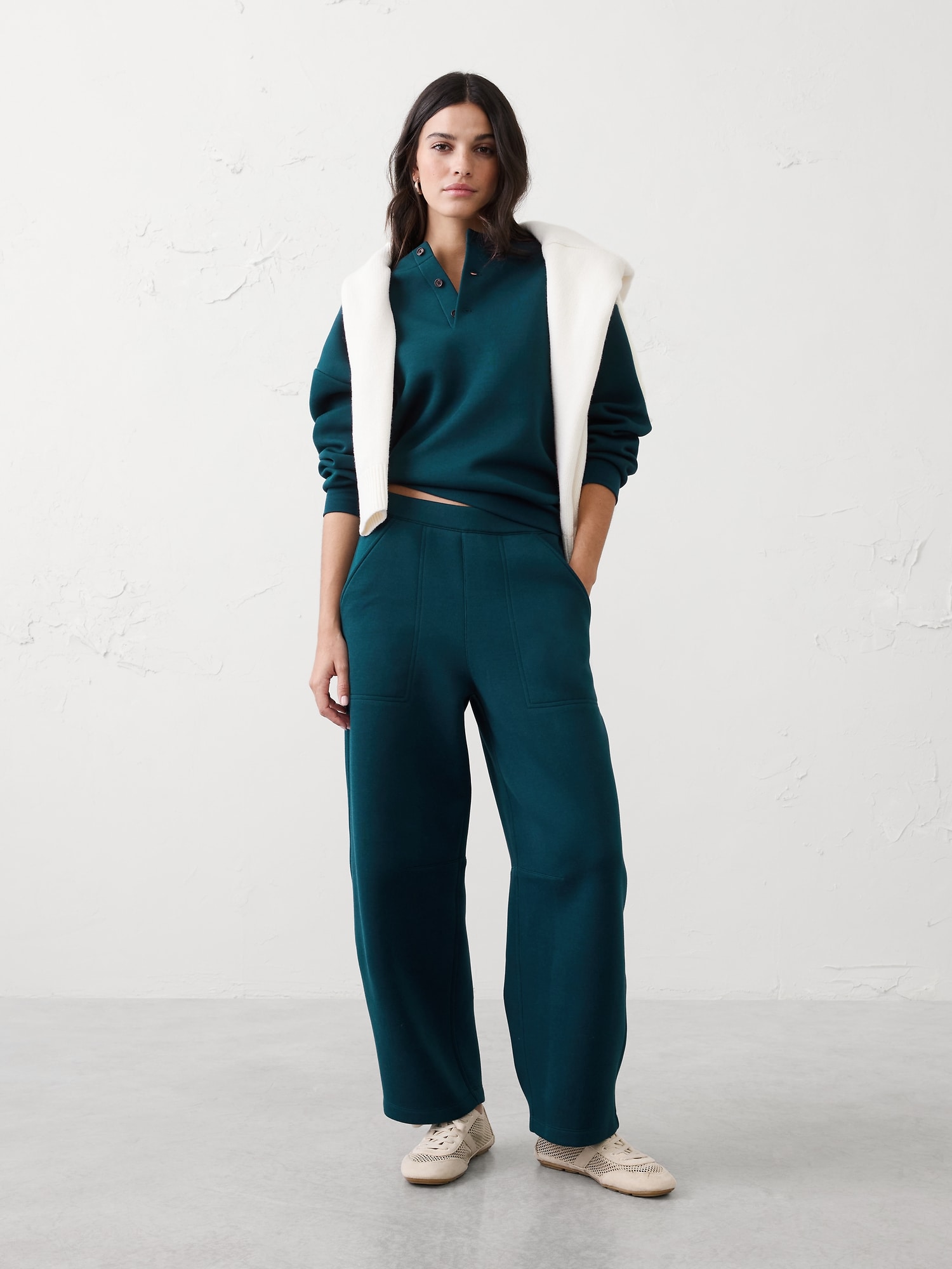 Weekender Slim Barrel High-Rise Pant