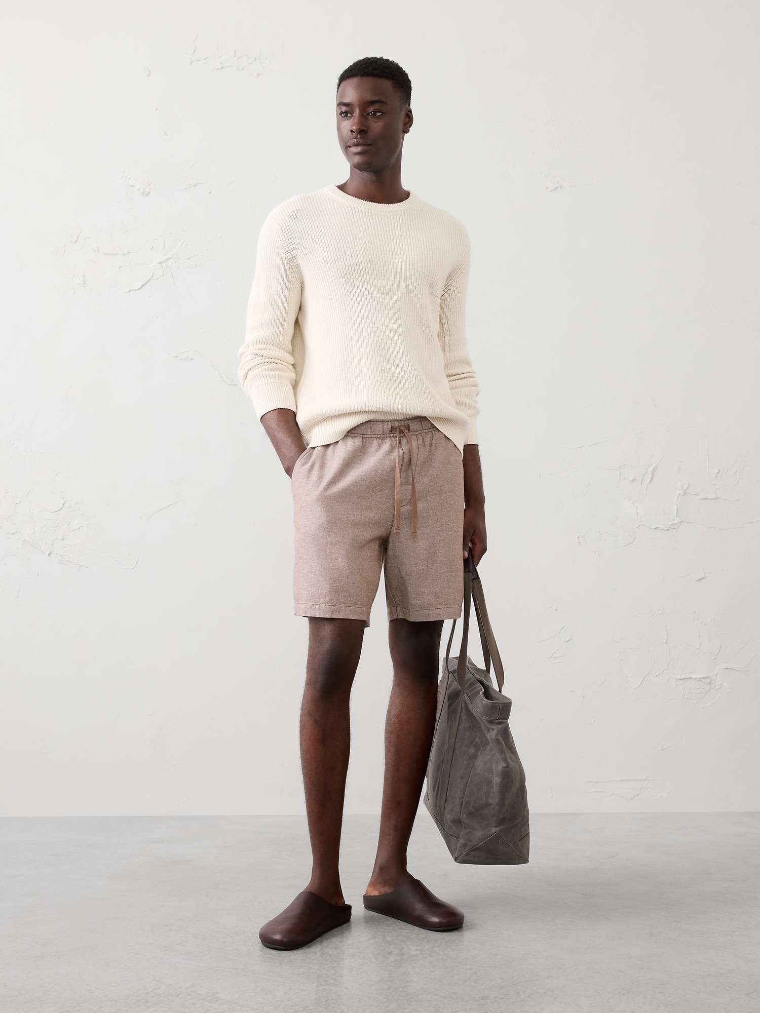 Standard-Fit 7" Linen-Blend Short