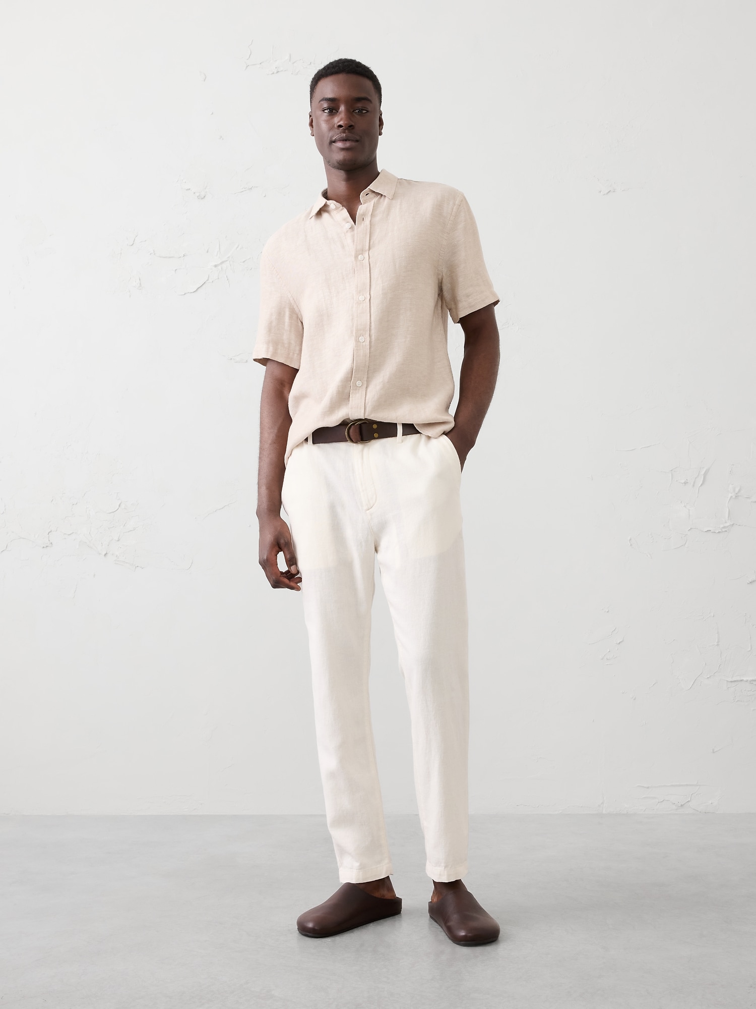 Athletic-Fit Linen-Blend Pant