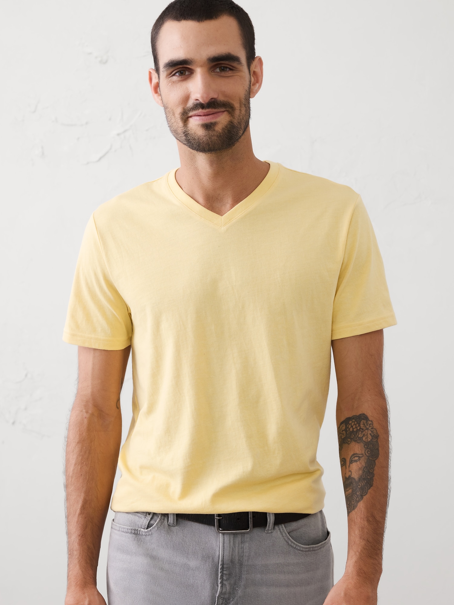 Standard-Fit Premium Wash Shirt
