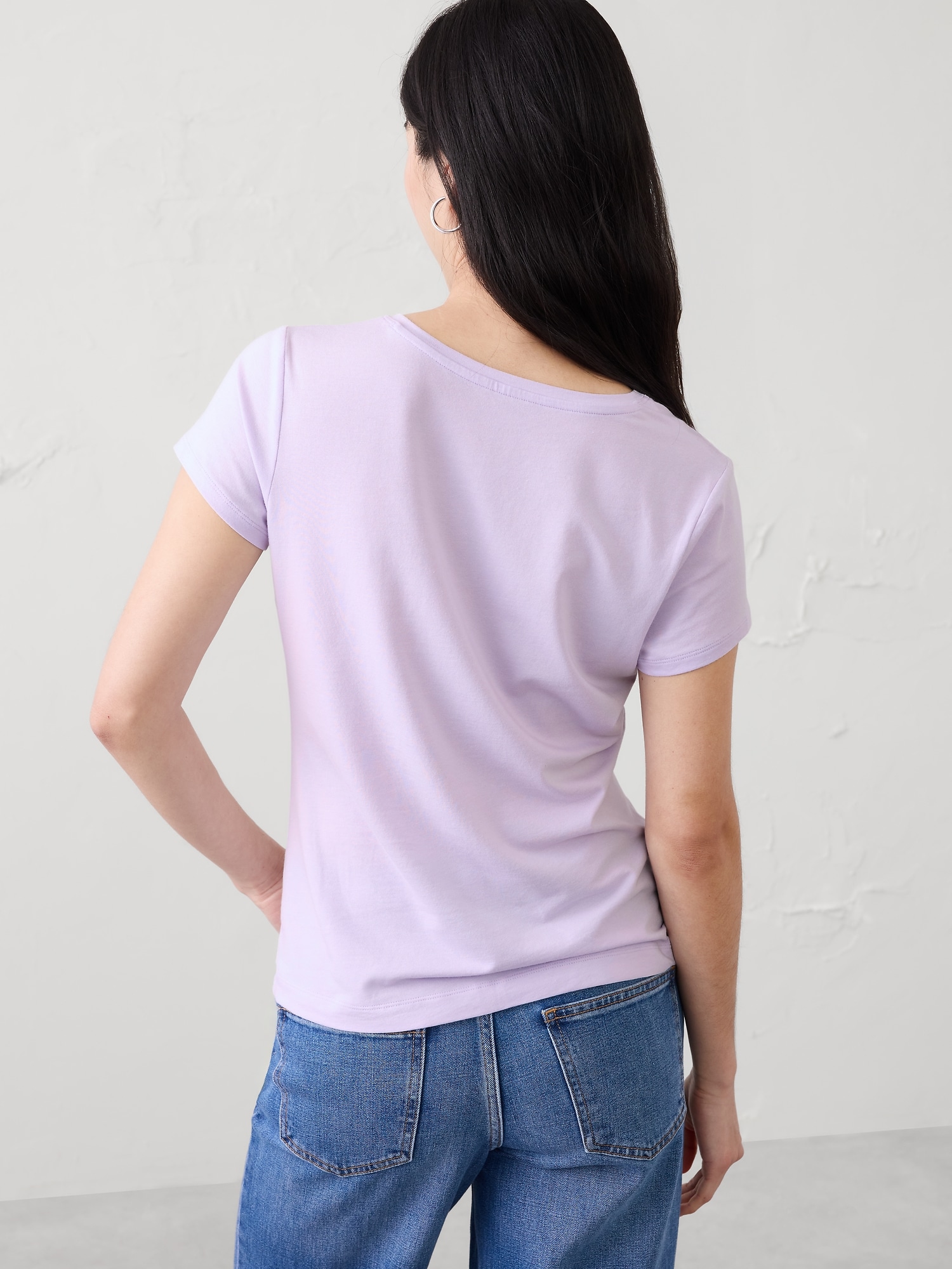 Image number 2 showing, Timeless V-Neck T-Shirt