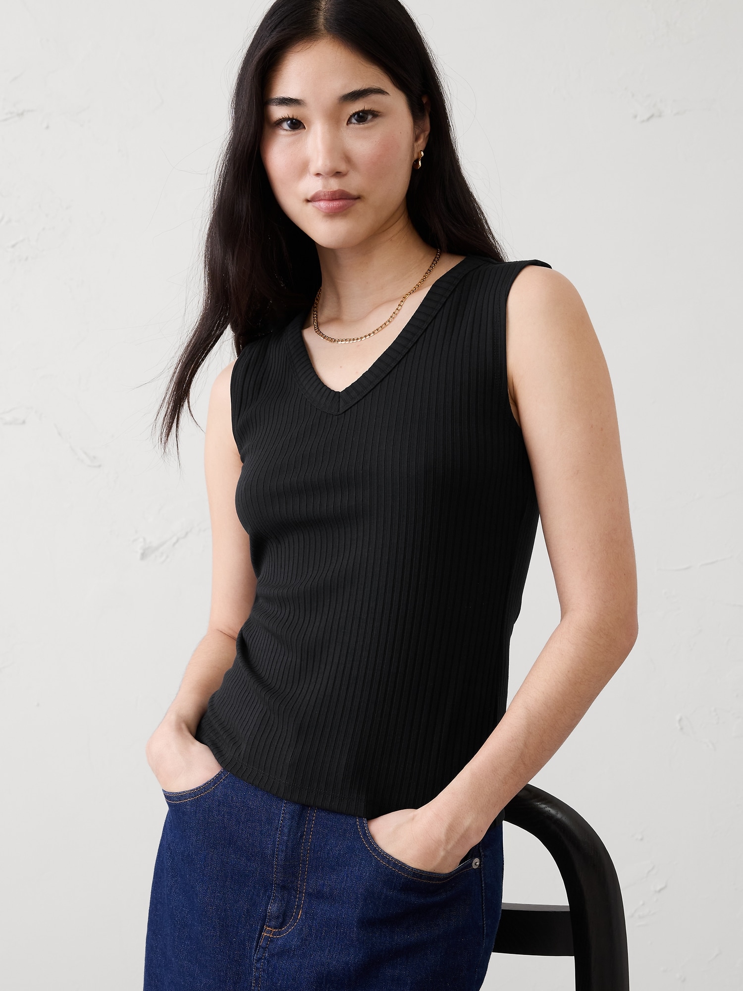 Image number 1 showing, Ribbed V-Neck T-Shirt