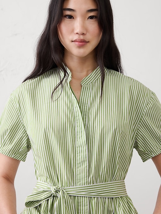 banana republic pleated midi shirt dress Women's Pleated Midi Shirtdress Light Blue Stripe Regular Size XXS