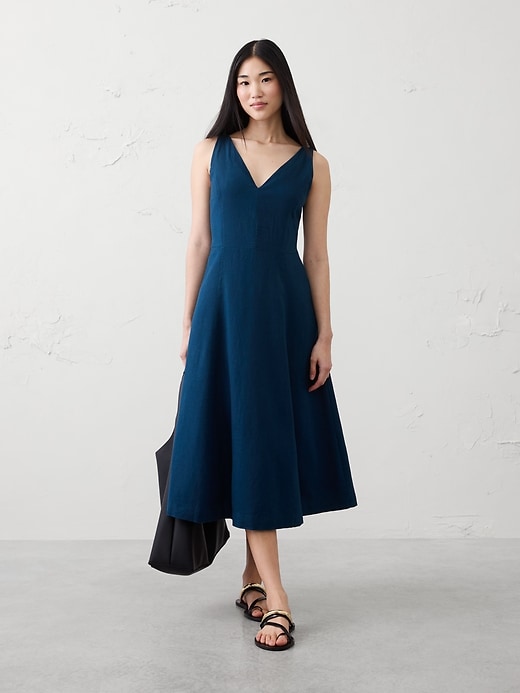 Linen-Blend Drapey Midi Dress | Banana Republic Factory Linen-Blend Drapey Midi Dress | Banana Republic Factory