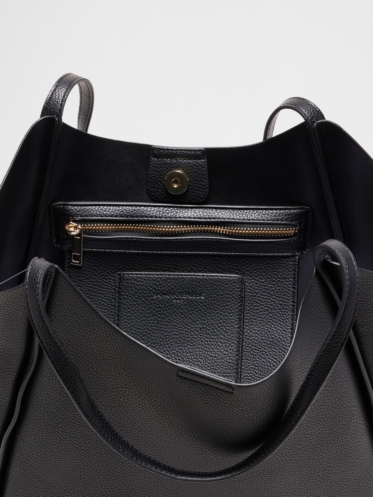 Image number 5 showing, Vegan Leather Modern Bucket Tote