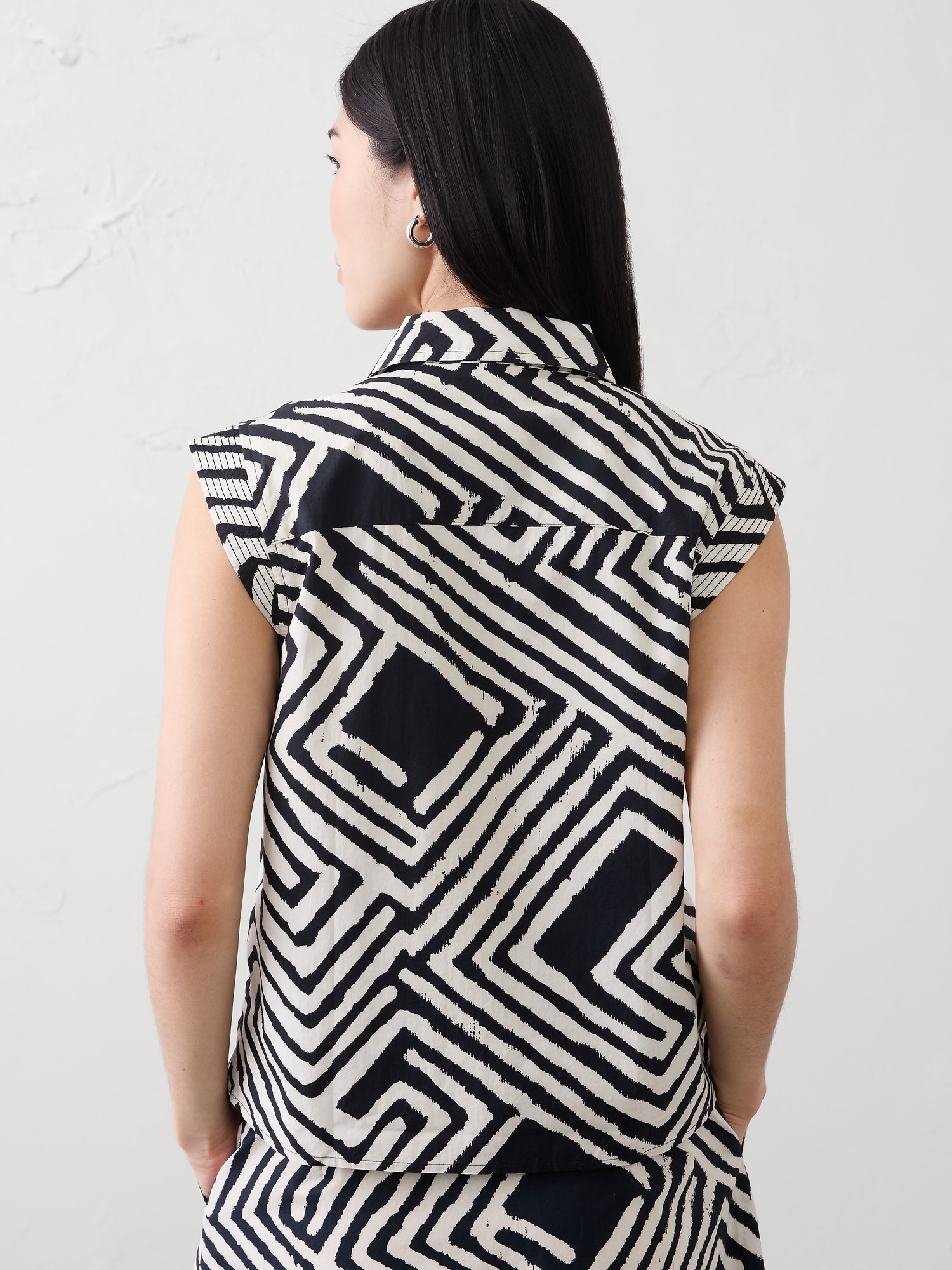 Image number 5 showing, Trapunto Cap-Sleeve Shirt