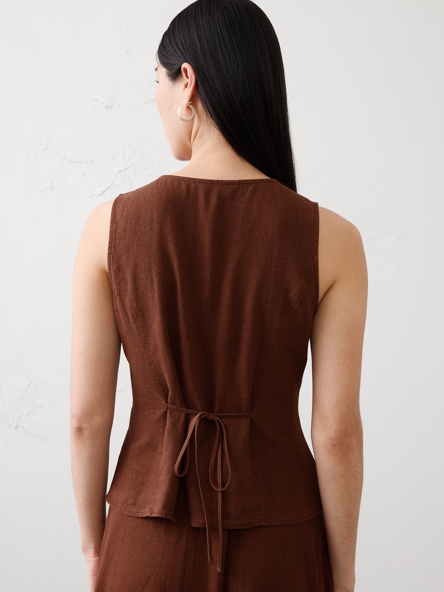 Image number 2 showing, Linen-Blend Tie-Back Vest