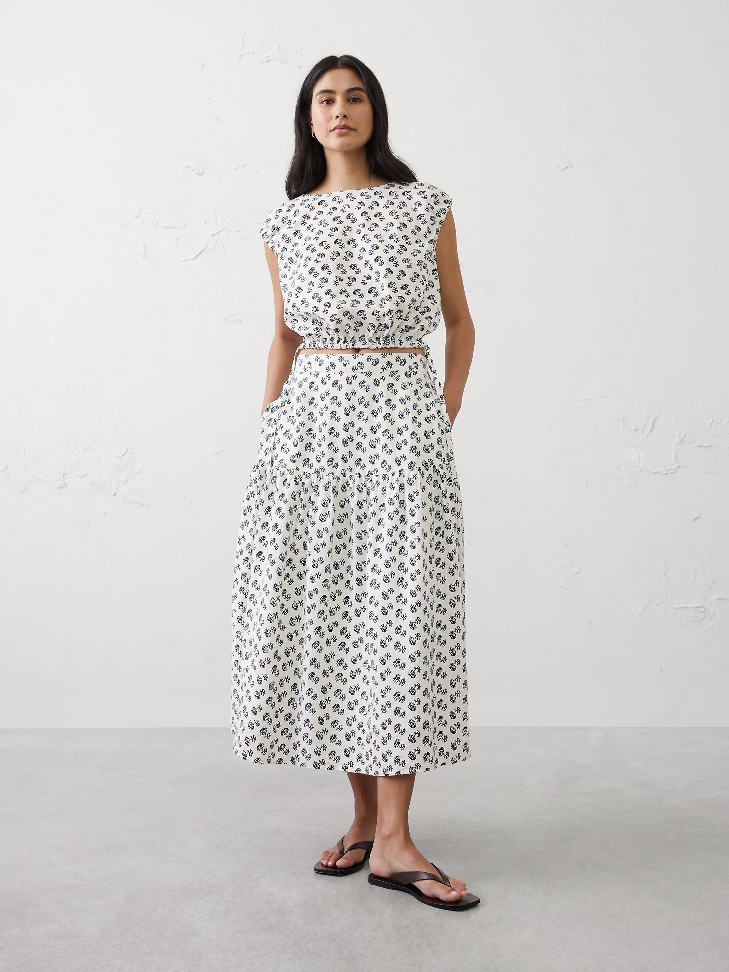 Image number 6 showing, Linen-Blend Side-Tie Top