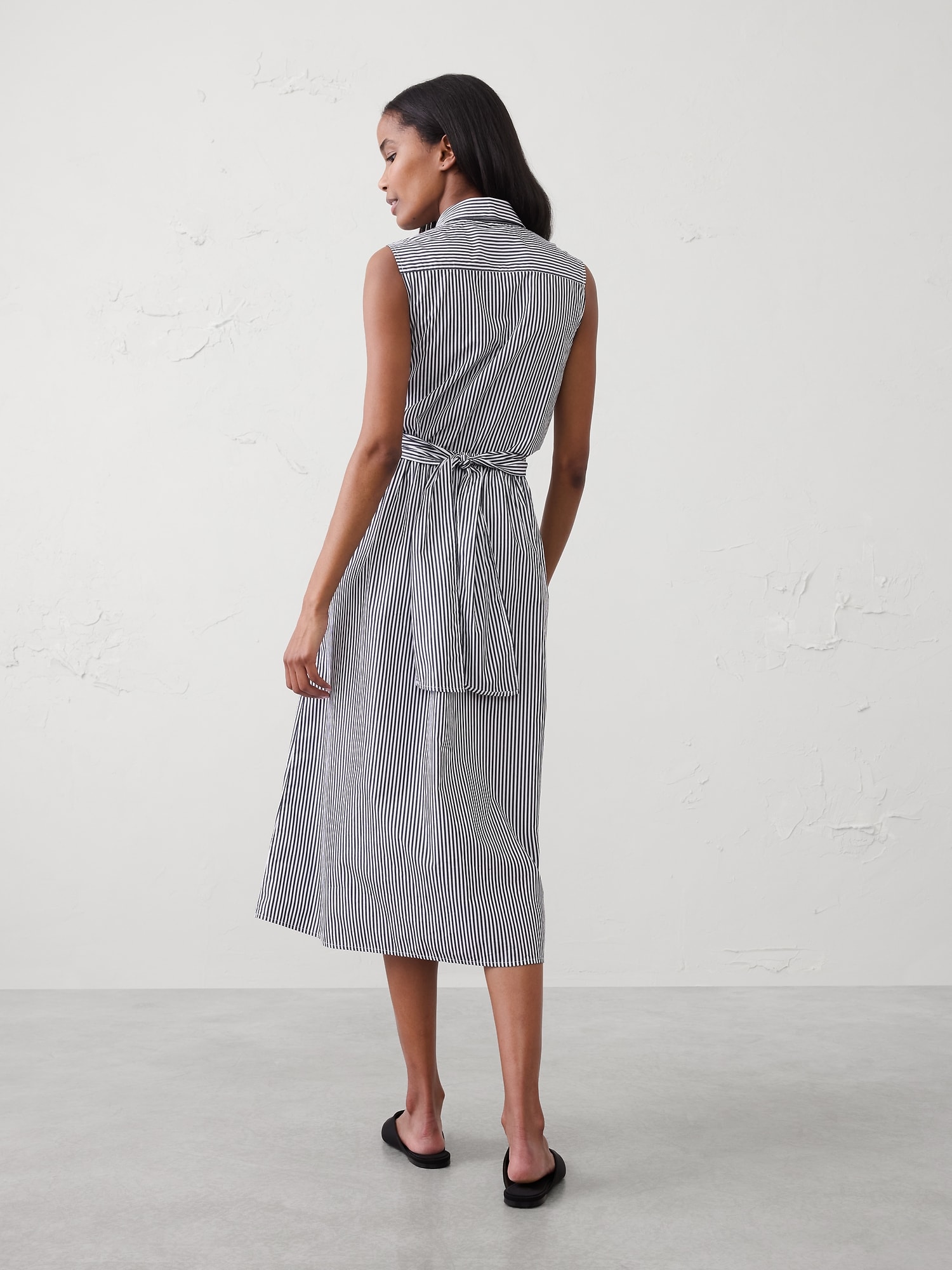 Image number 2 showing, Poplin Wrapped Midi Shirtdress