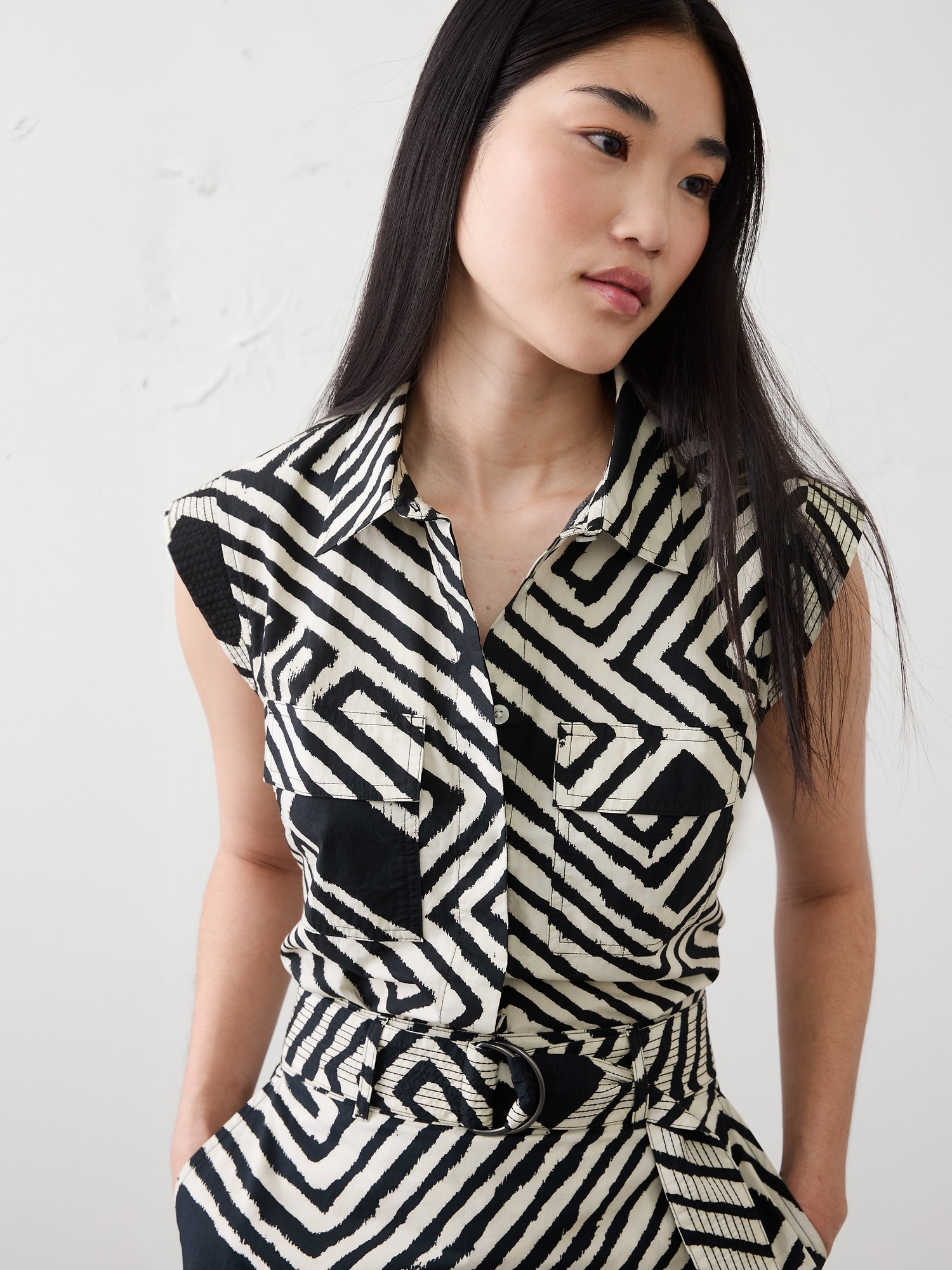 Image number 3 showing, Trapunto Cap-Sleeve Shirt