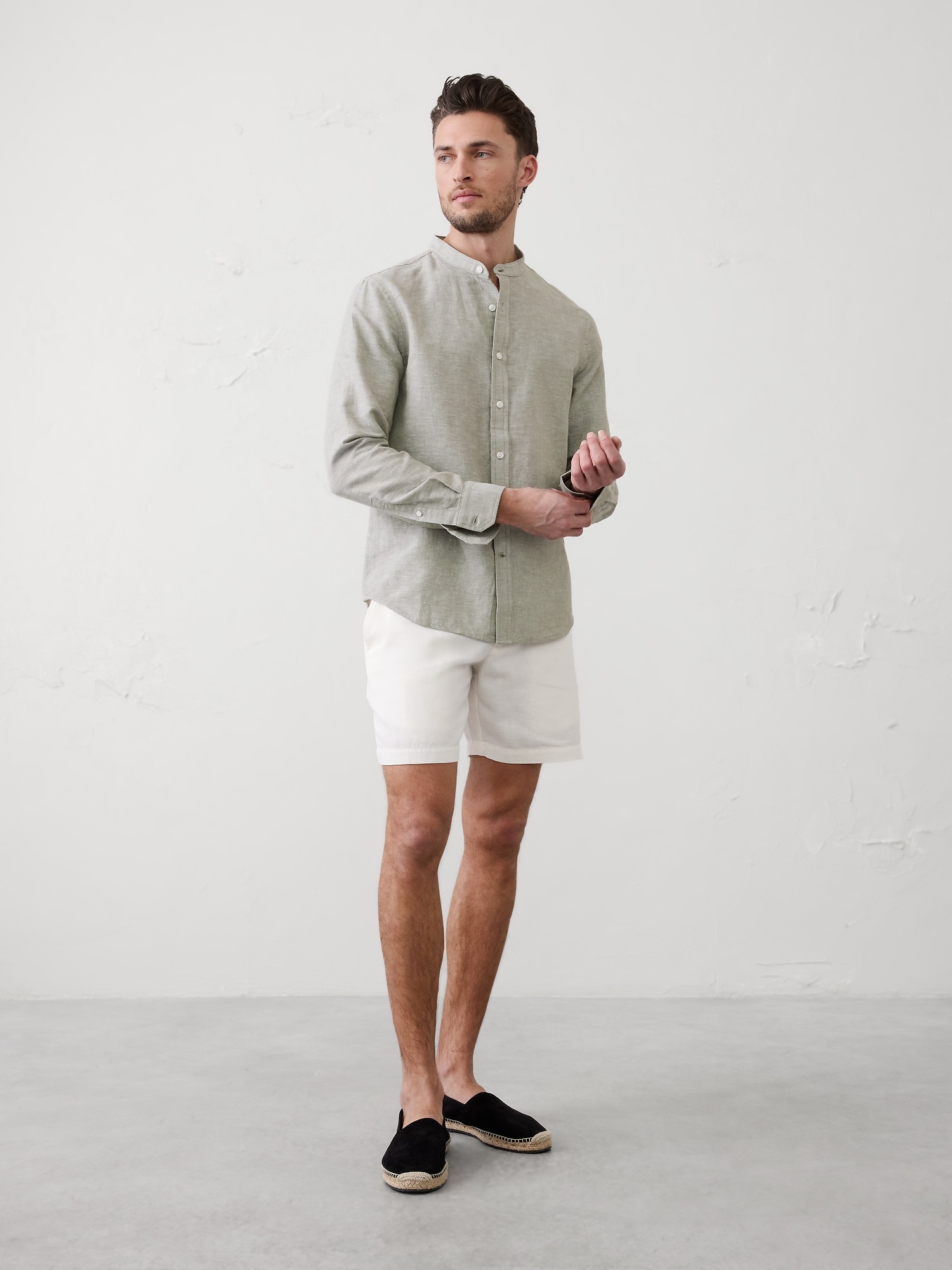 Slim-Fit Linen-Blend Banded-Collar Shirt