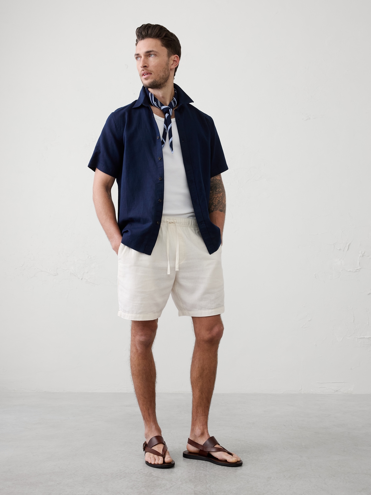 Standard-Fit 7" Linen-Blend Short