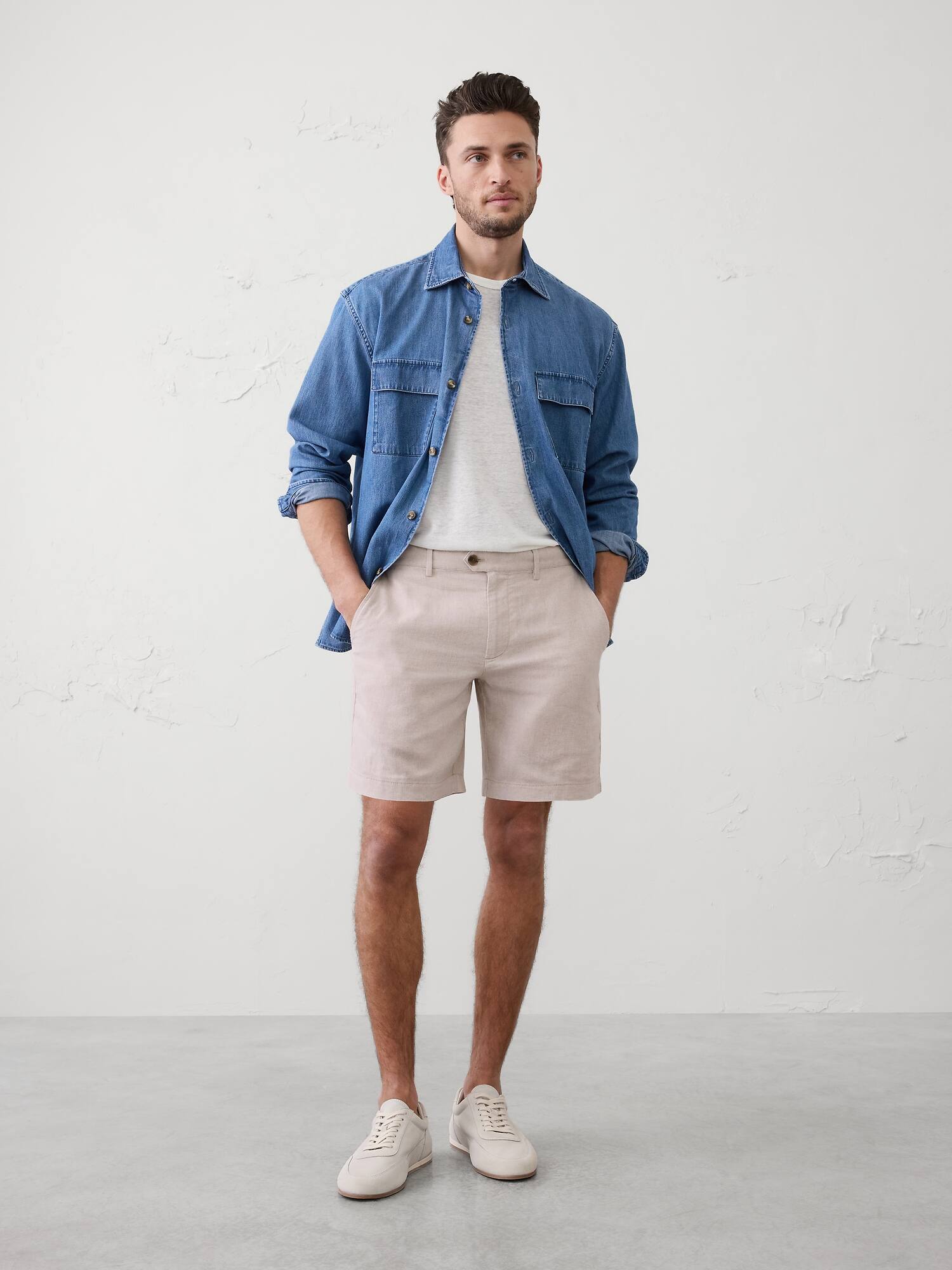 Standard-Fit 7" Linen-Blend Short