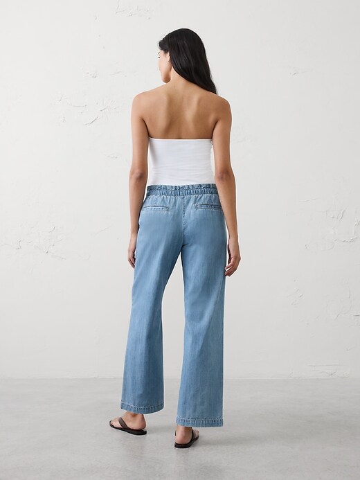 Straight-Leg Mid-Rise Relaxed Summerweight Pull-On Jean | Banana