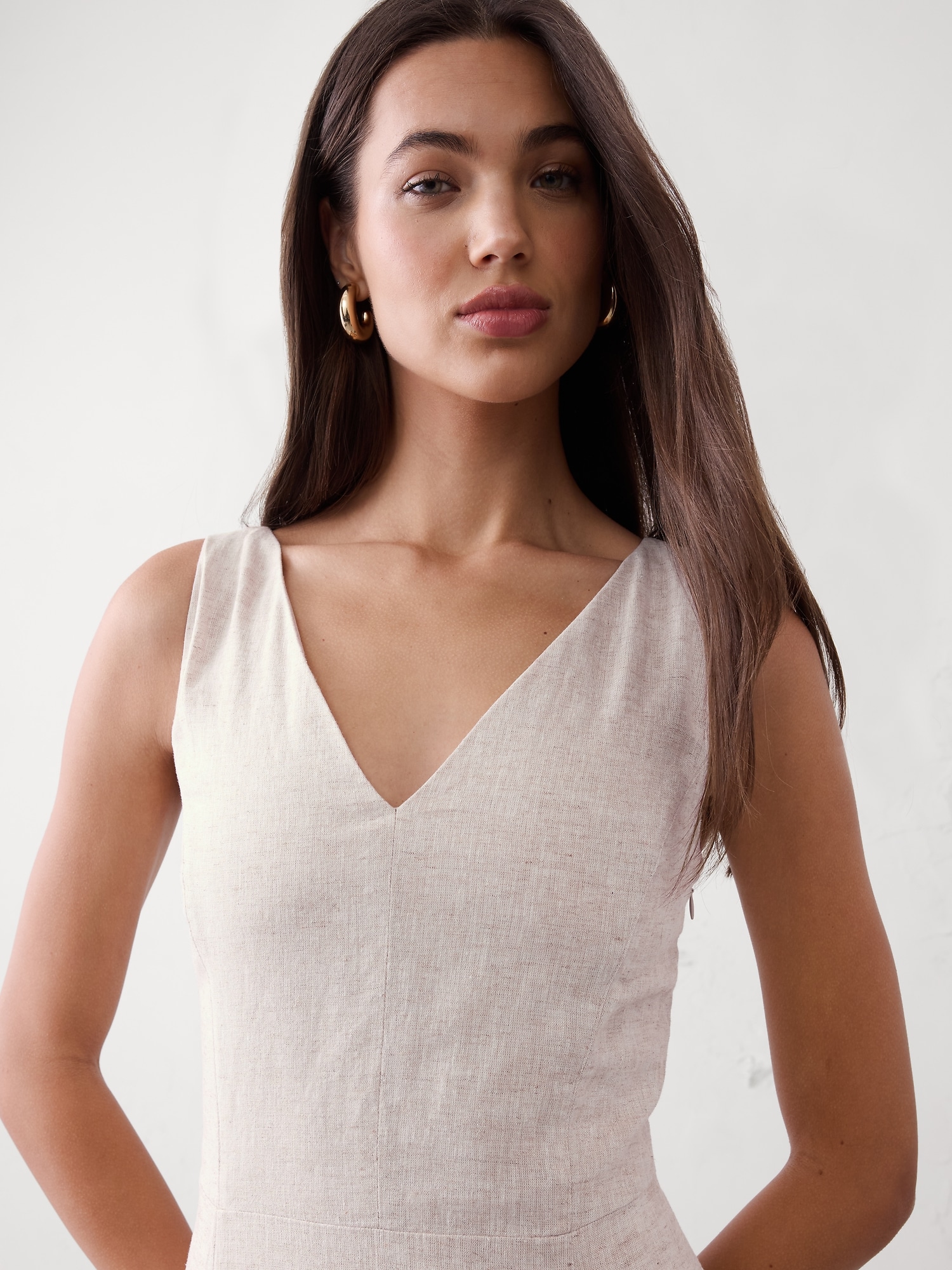 Image number 3 showing, Linen-Blend Drapey Midi Dress