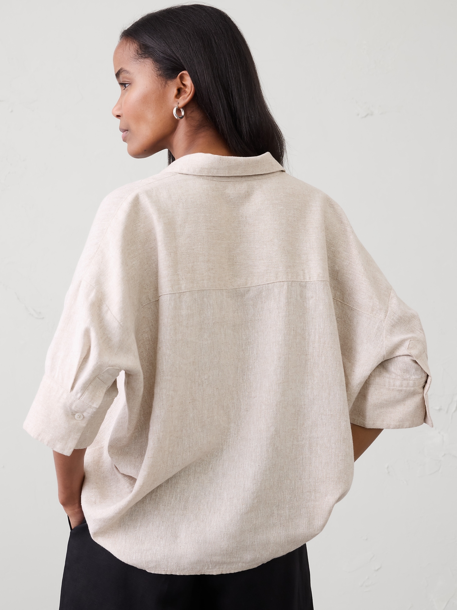 Image number 2 showing, Linen-Blend Drapey Popover Shirt