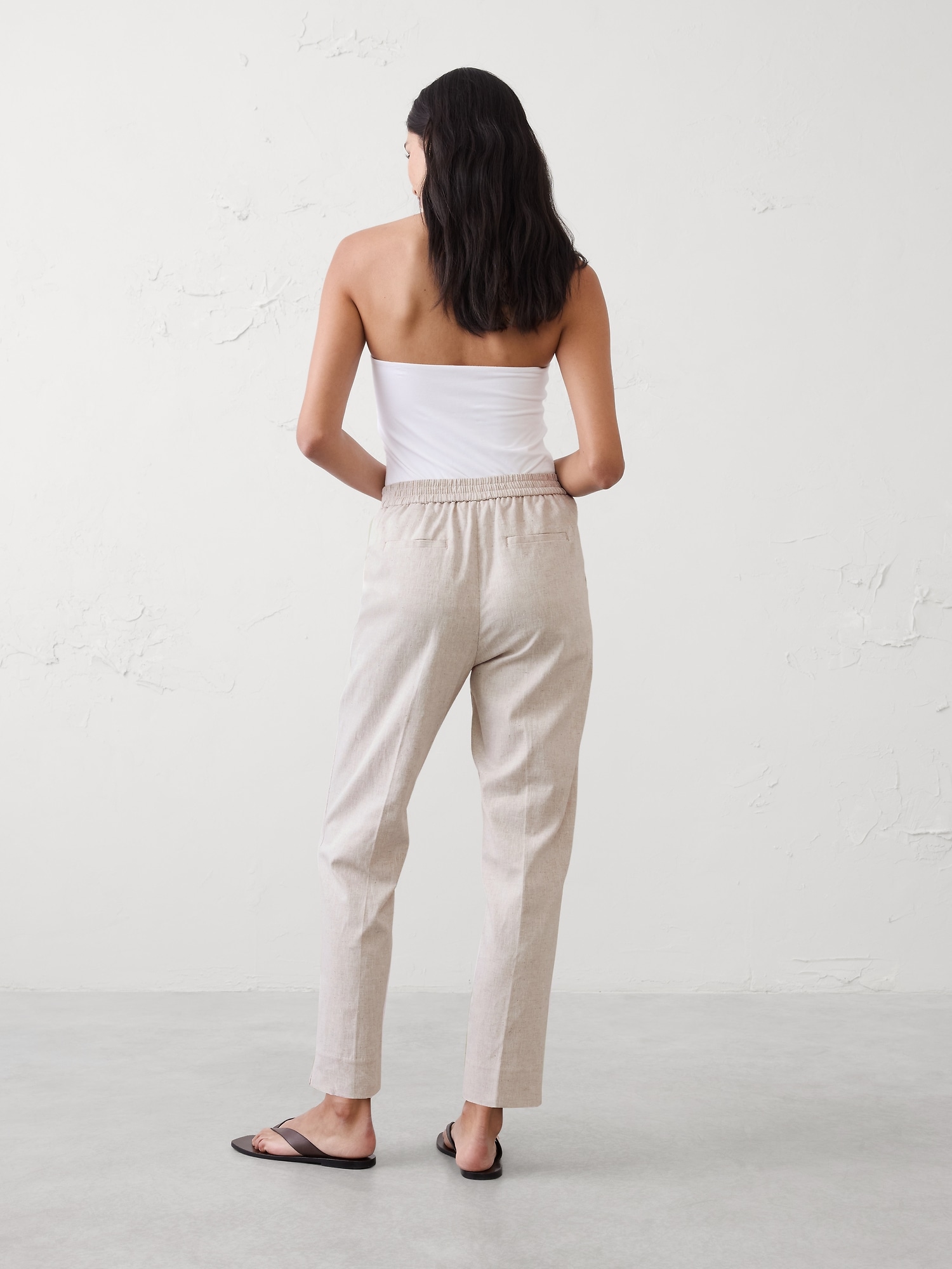 Image number 2 showing, High-Rise Linen-Blend Taper Pant