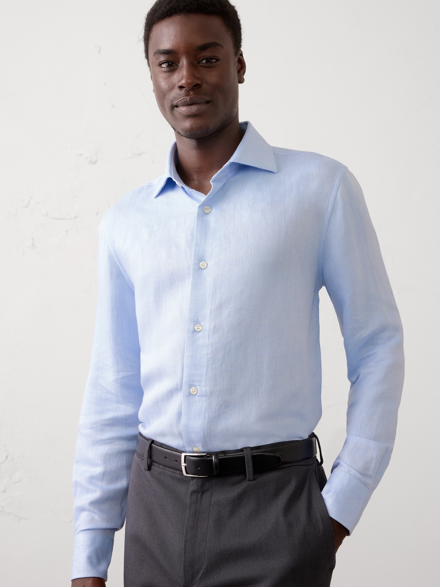 Slim-Fit Linen-Blend Dress Shirt