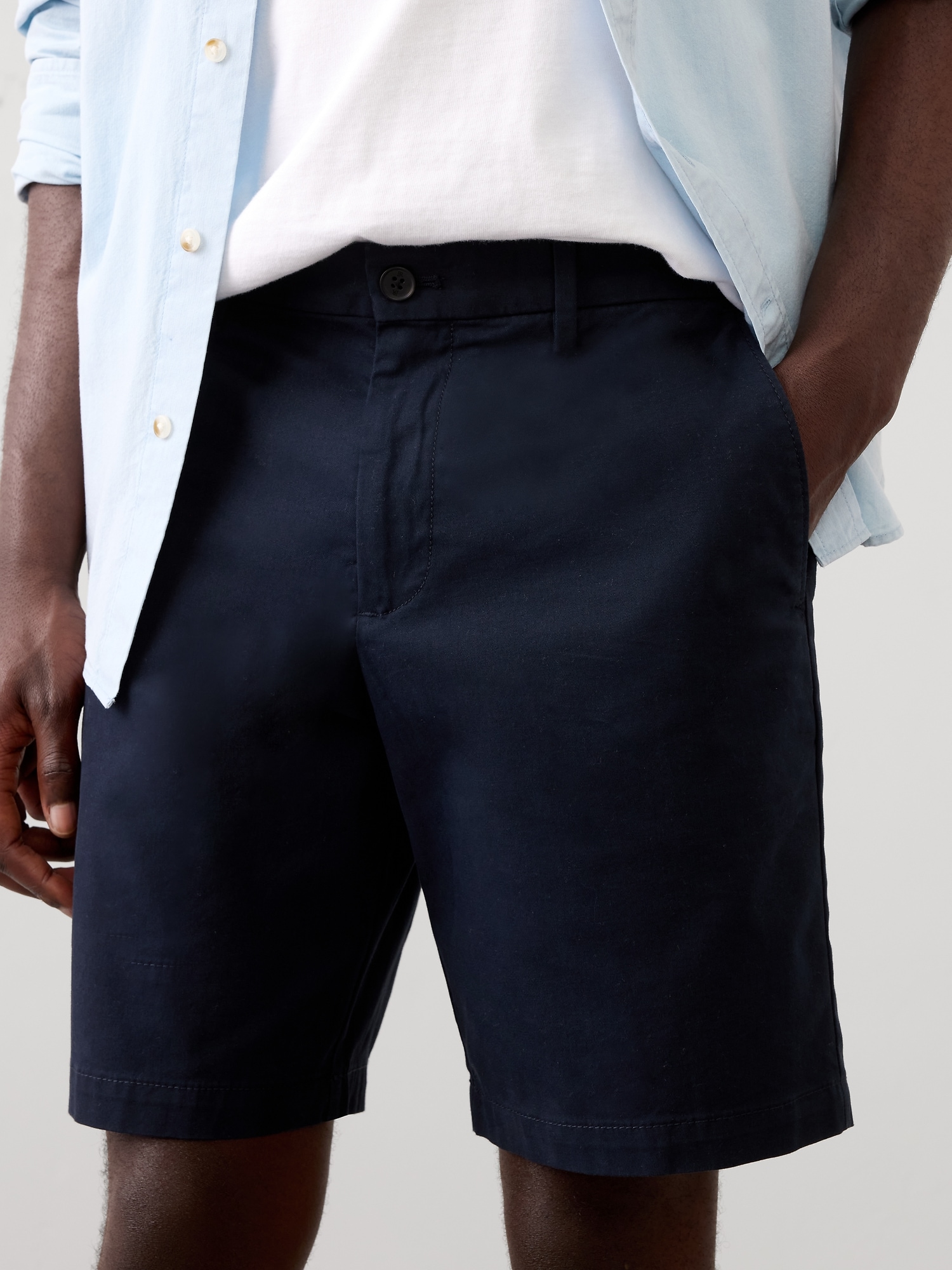 Image number 3 showing, Slim-Fit 9" Lived-In Short