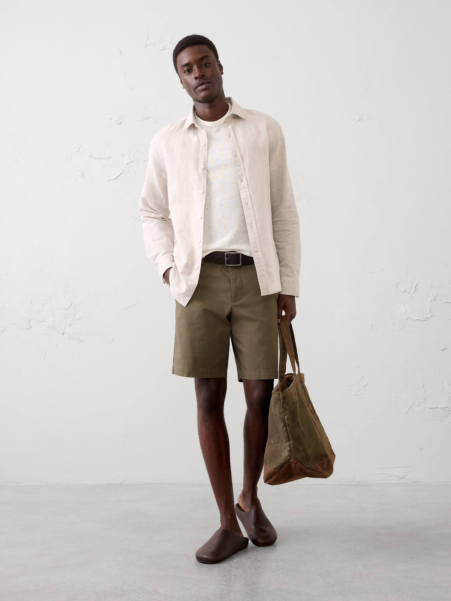 Slim-Fit 9" Lived-In Short