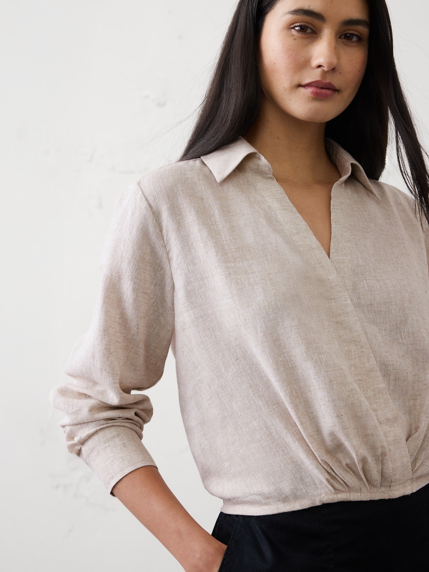 Image number 3 showing, Linen-Blend Surplice Short Top