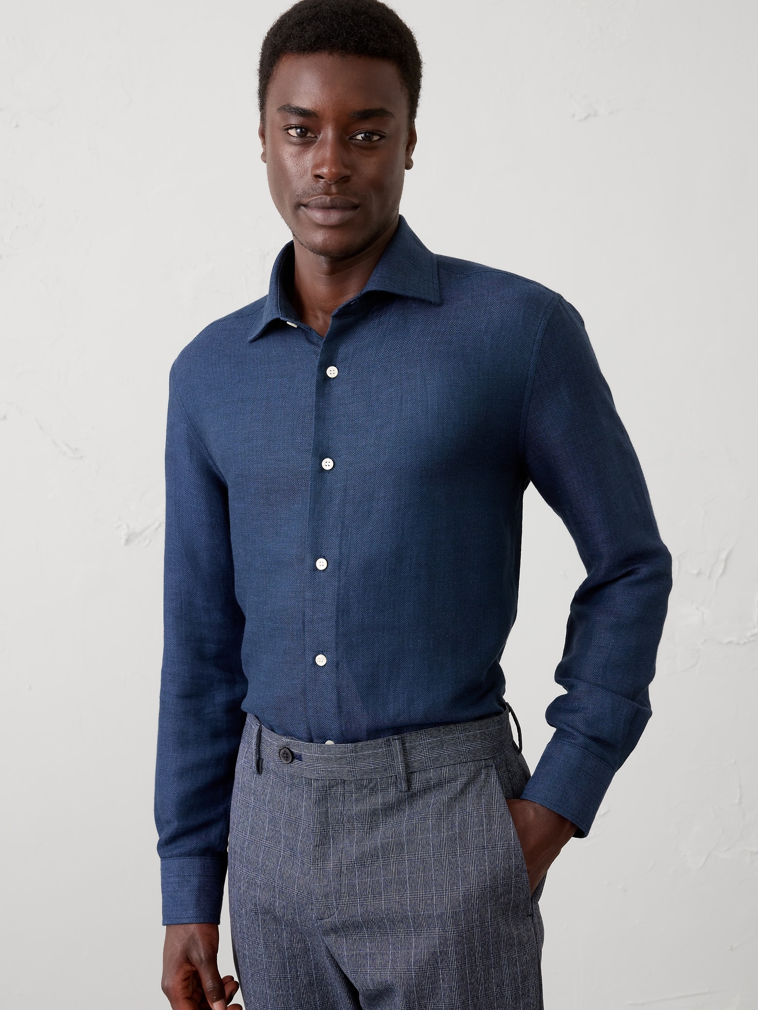 Slim-Fit Linen-Blend Dress Shirt