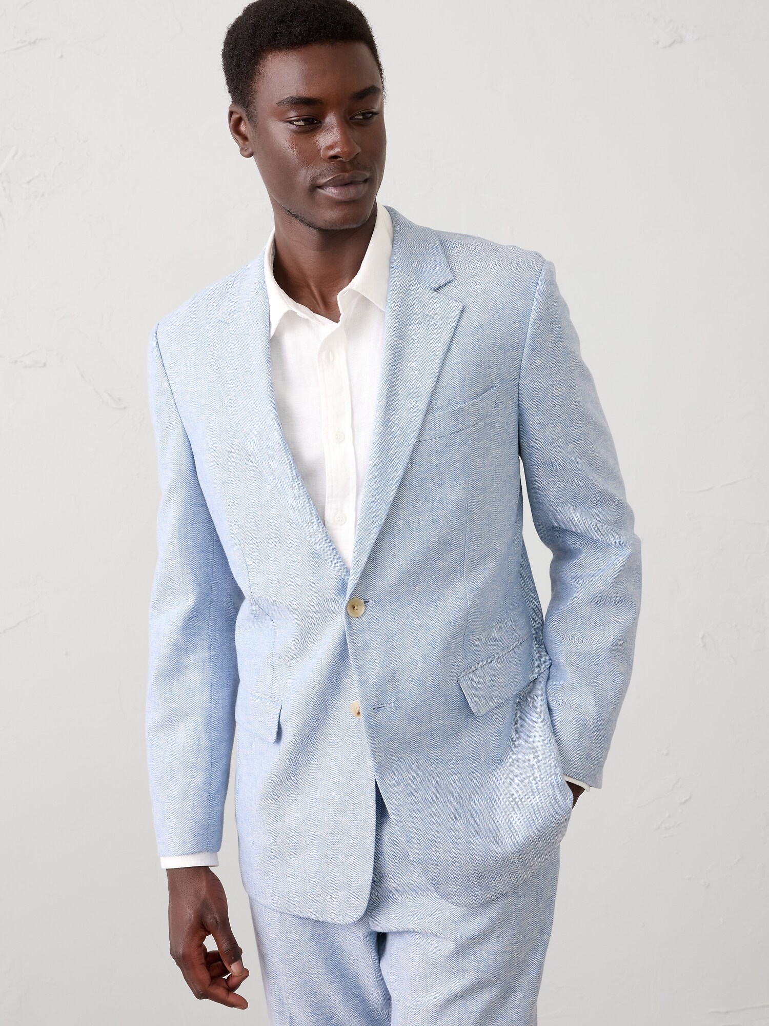 Tailored-Fit Linen-Blend Herringbone Suit Jacket