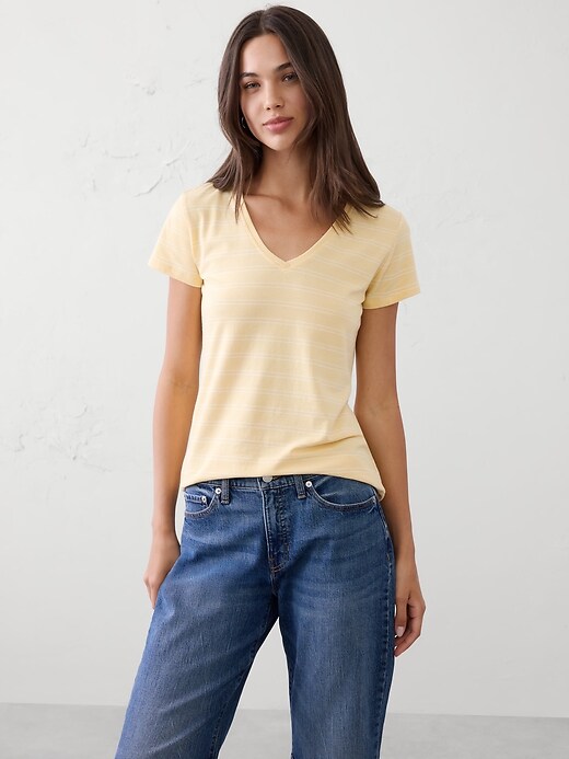 Image number 1 showing, Timeless V-Neck T-Shirt