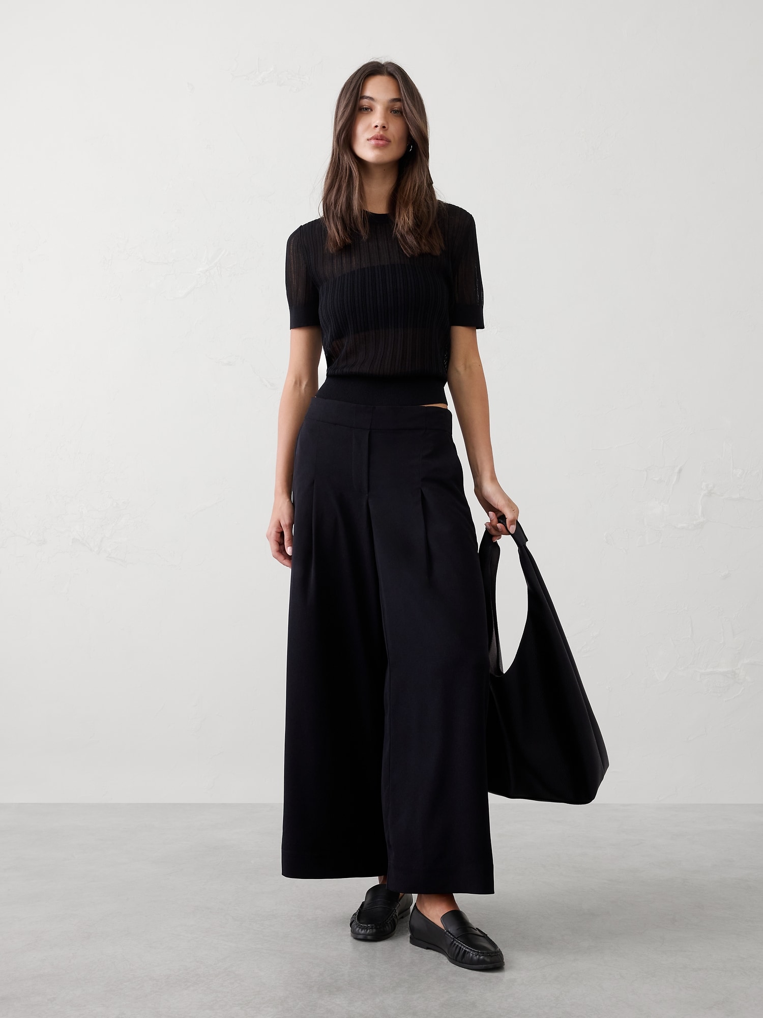 Wide-Leg Mid-Rise Pleated Pull-On Pant