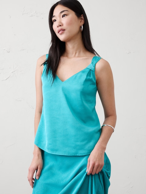 Knotted V-Neck Top