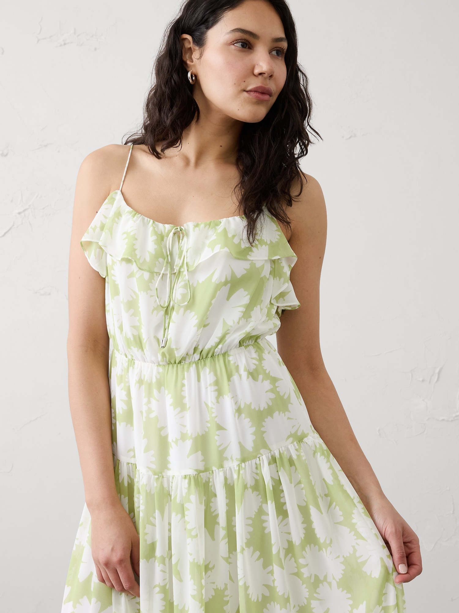 Image number 3 showing, Chiffon Ruffle Midi Dress