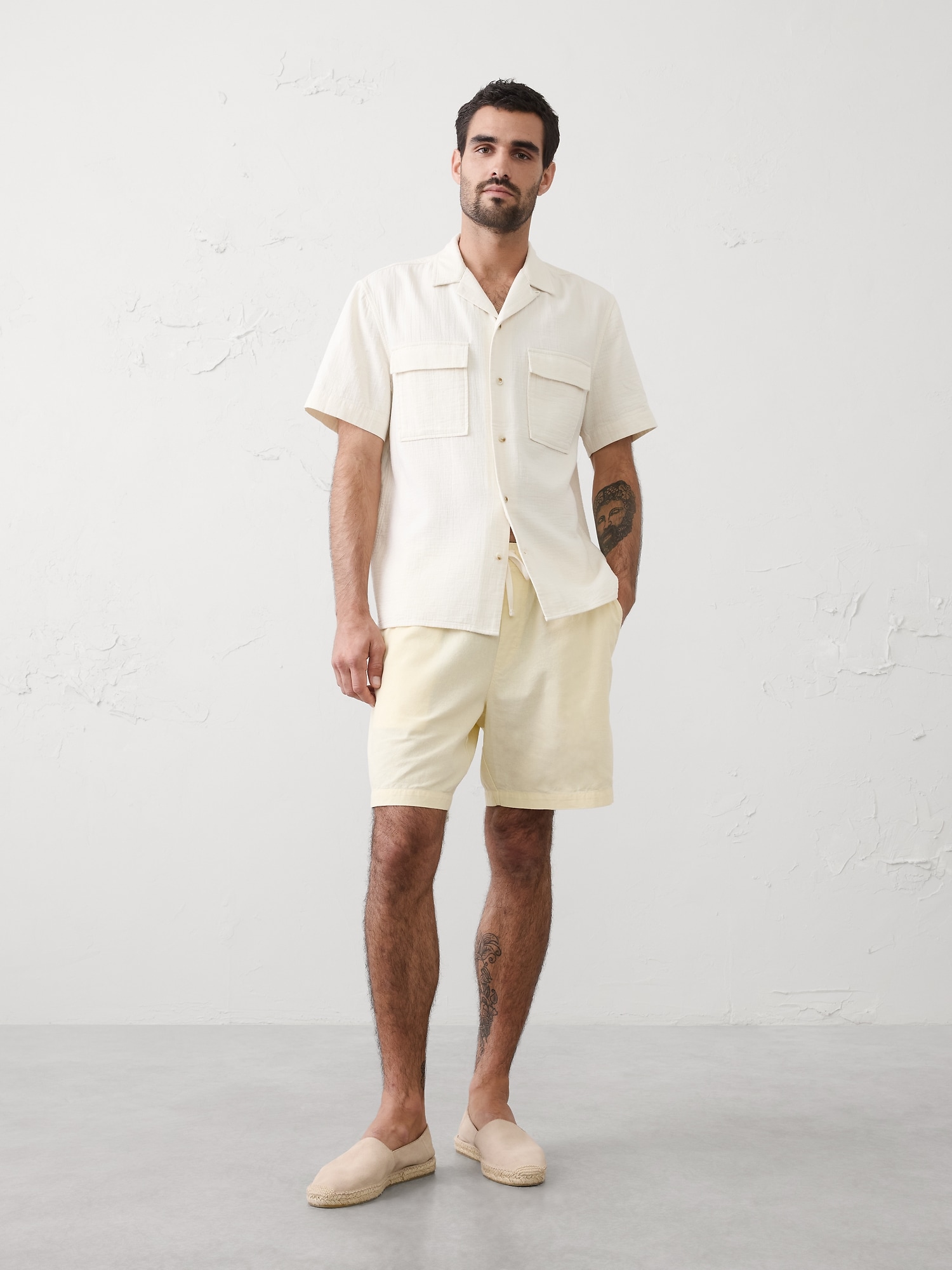 Image number 1 showing, Standard-Fit 7" Linen-Blend Deck Short