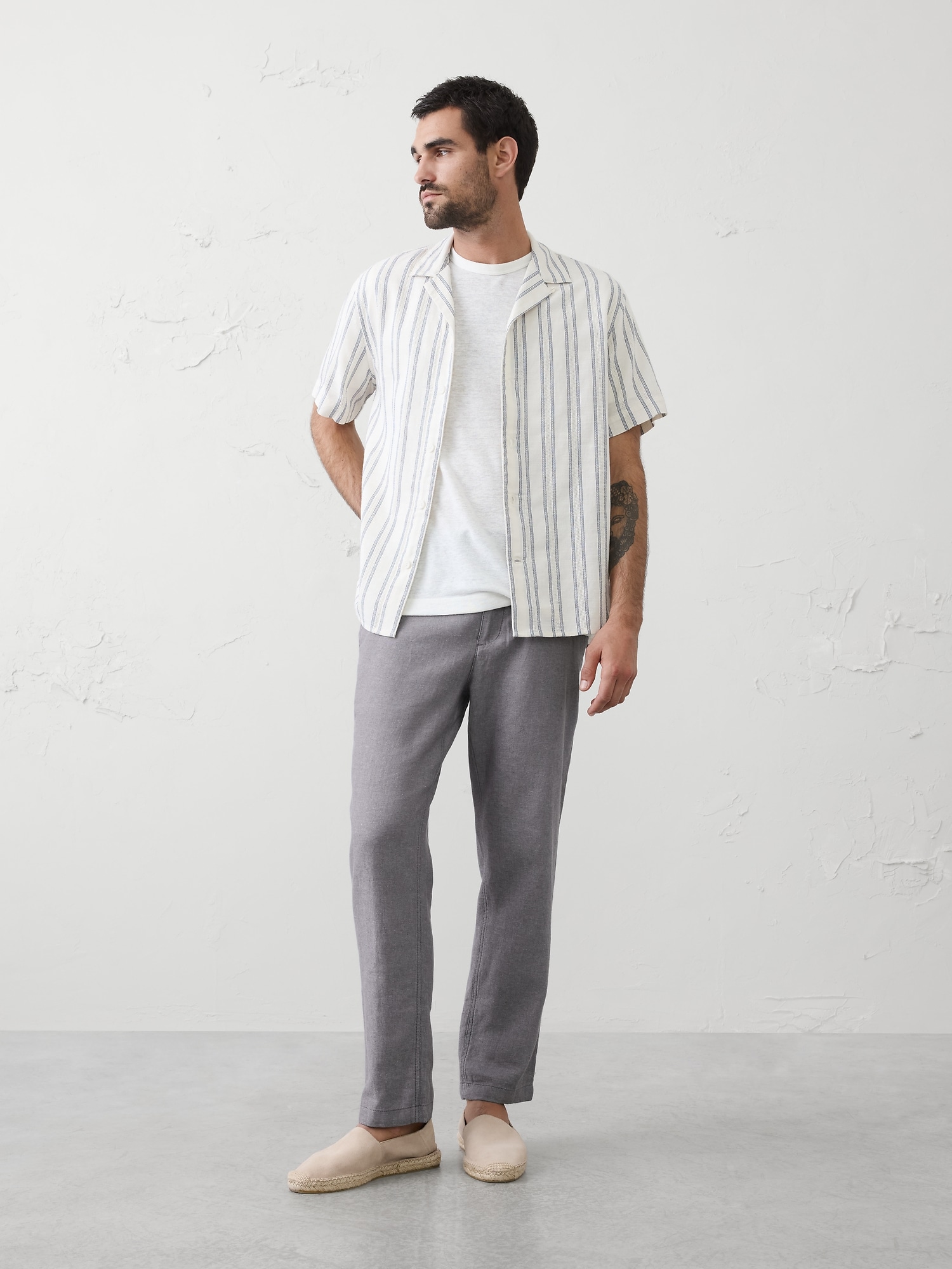 Slim-Fit Straight Linen-Blend Trouser