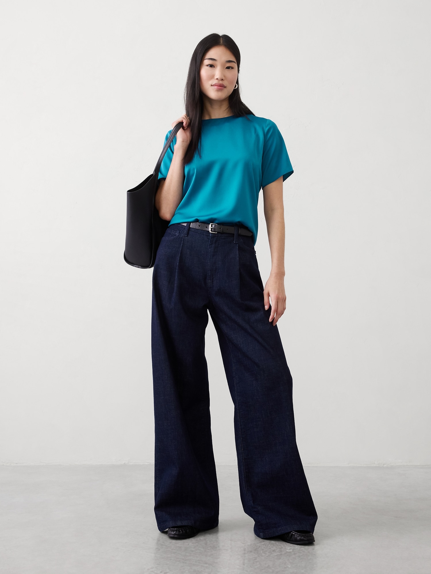 Image number 1 showing, Classic Crew-Neck T-Shirt