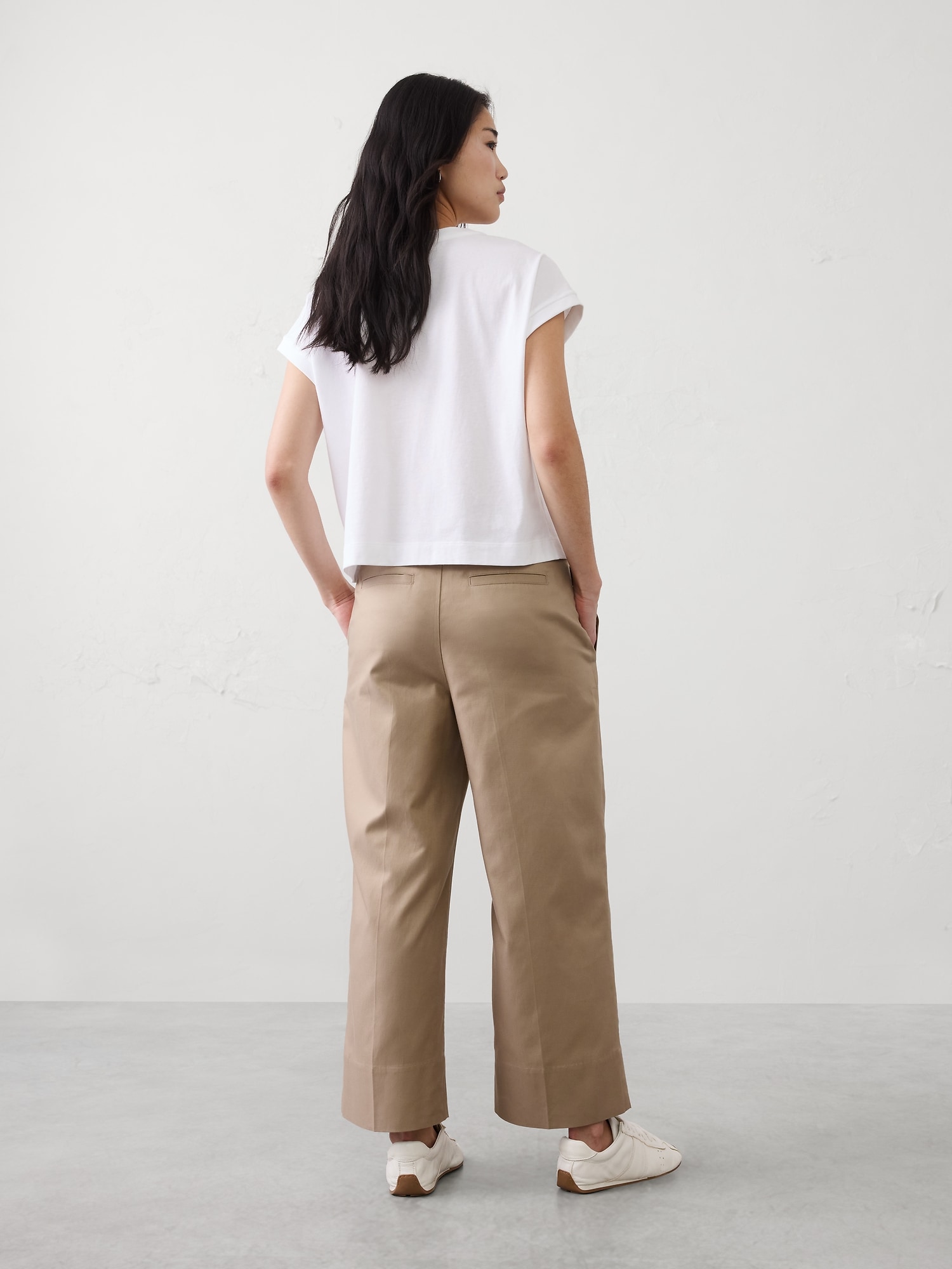 Image number 2 showing, Wide-Leg High-Rise Cropped Pant