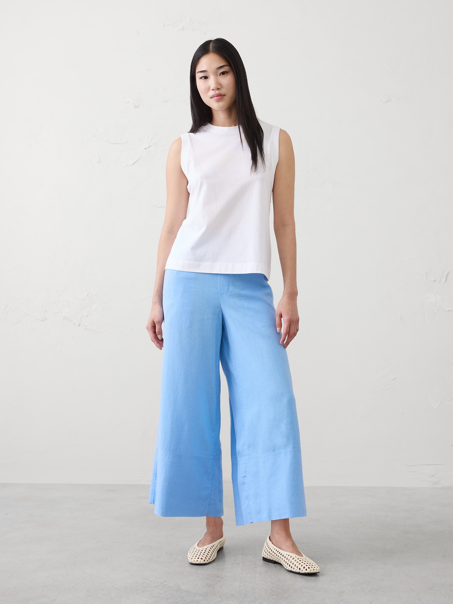 Image number 1 showing, Wide-Leg High-Rise Linen-Blend Pull-On Cropped Pant