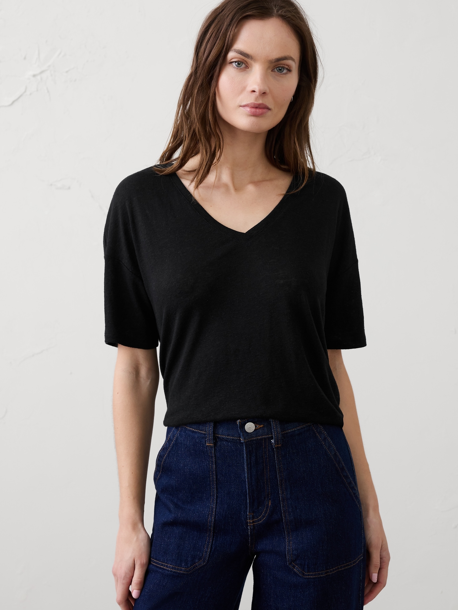 Image number 1 showing, Linen-Blend V-Neck Shirt
