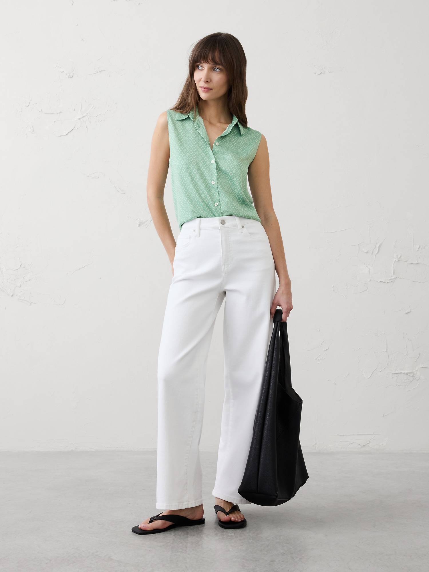 Image number 3 showing, Silky Collared Top