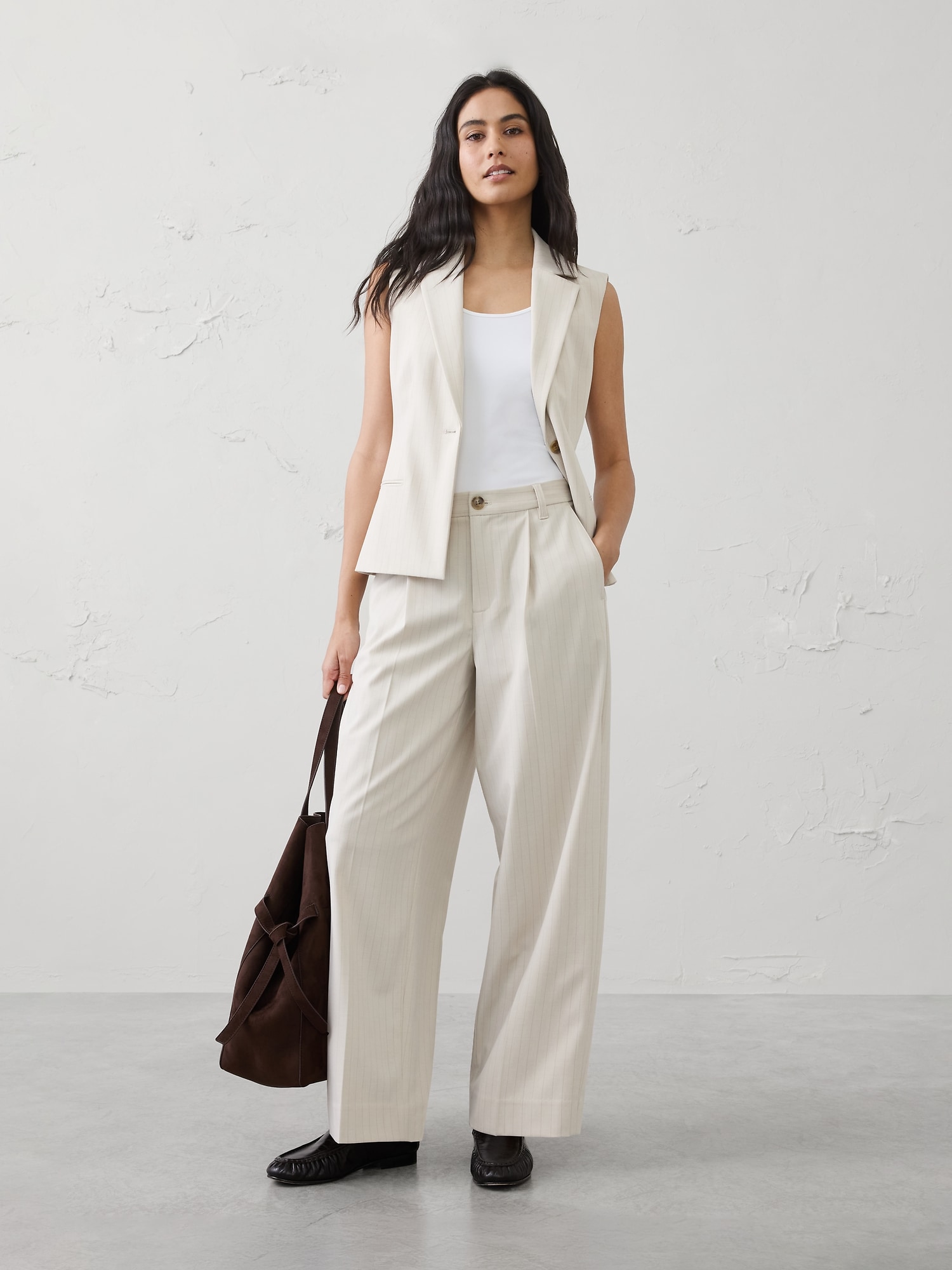 Image number 1 showing, Straight-Leg Mid-Rise Relaxed Trouser