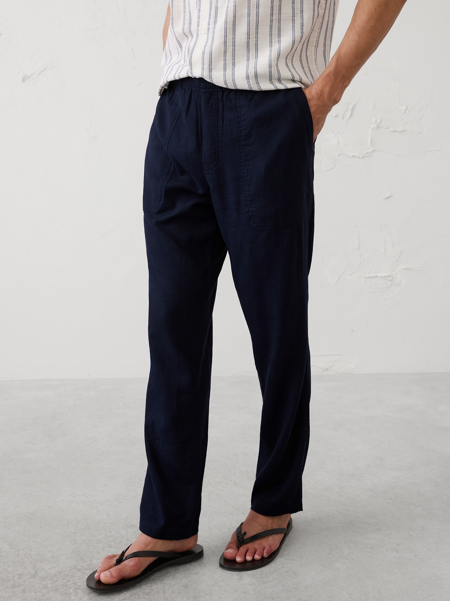 Image number 5 showing, Straight-Fit Linen-Blend Pull-On Pant