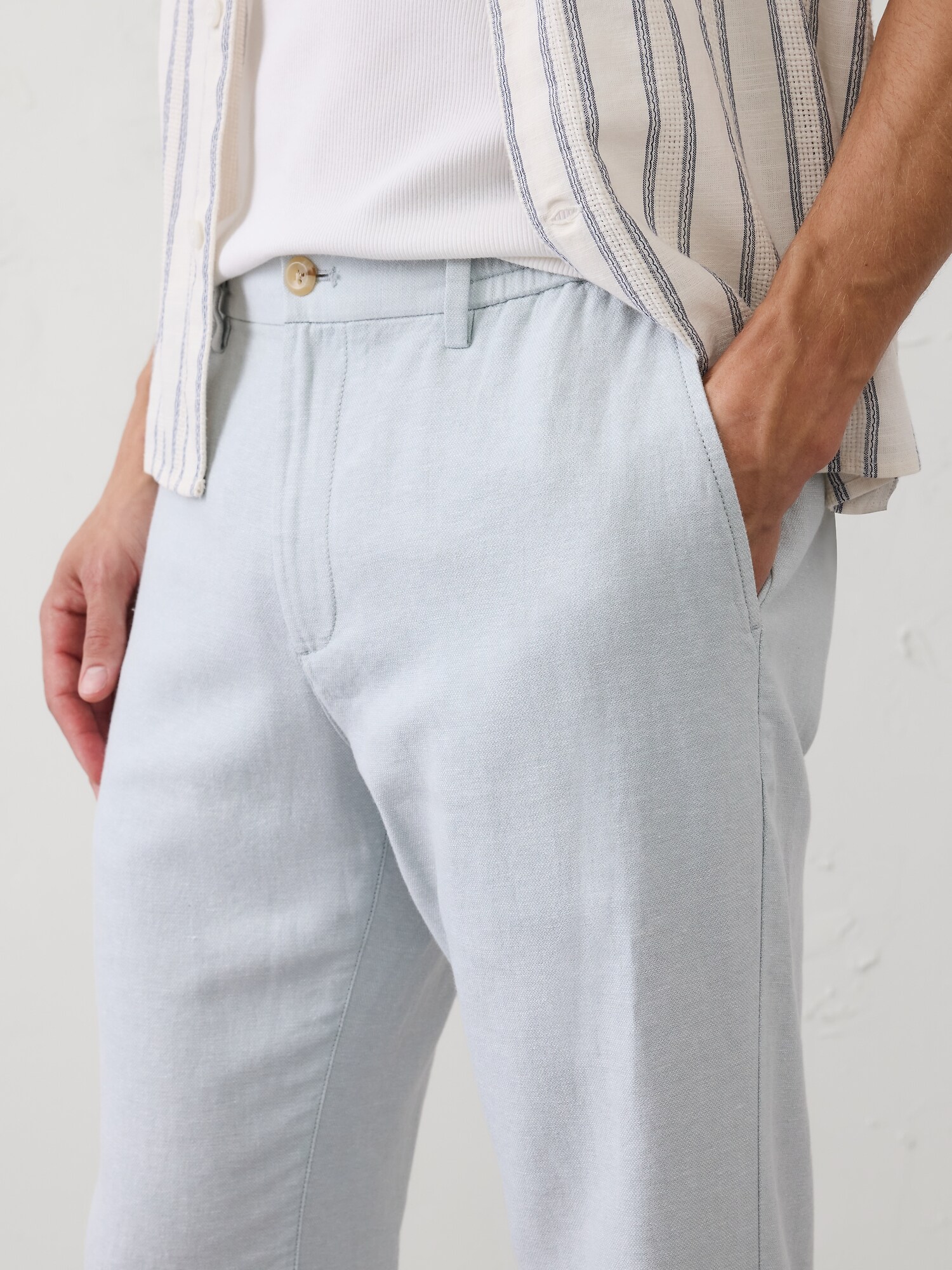 Image number 3 showing, Athletic-Fit Linen-Blend Pant