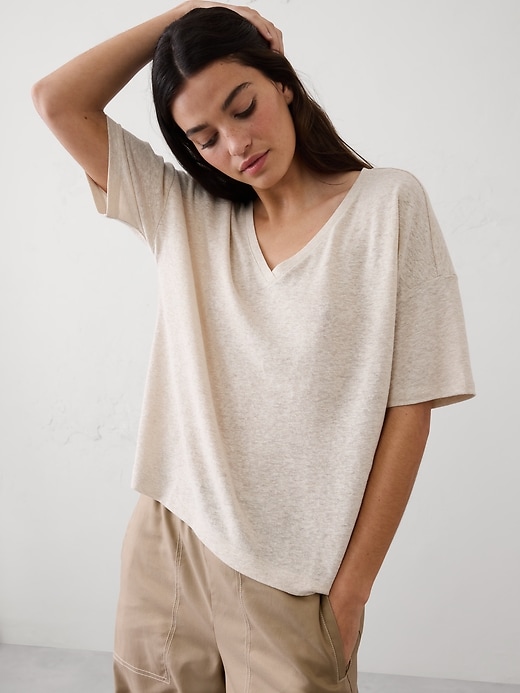 Linen-Blend V-Neck Shirt | Banana Republic Factory